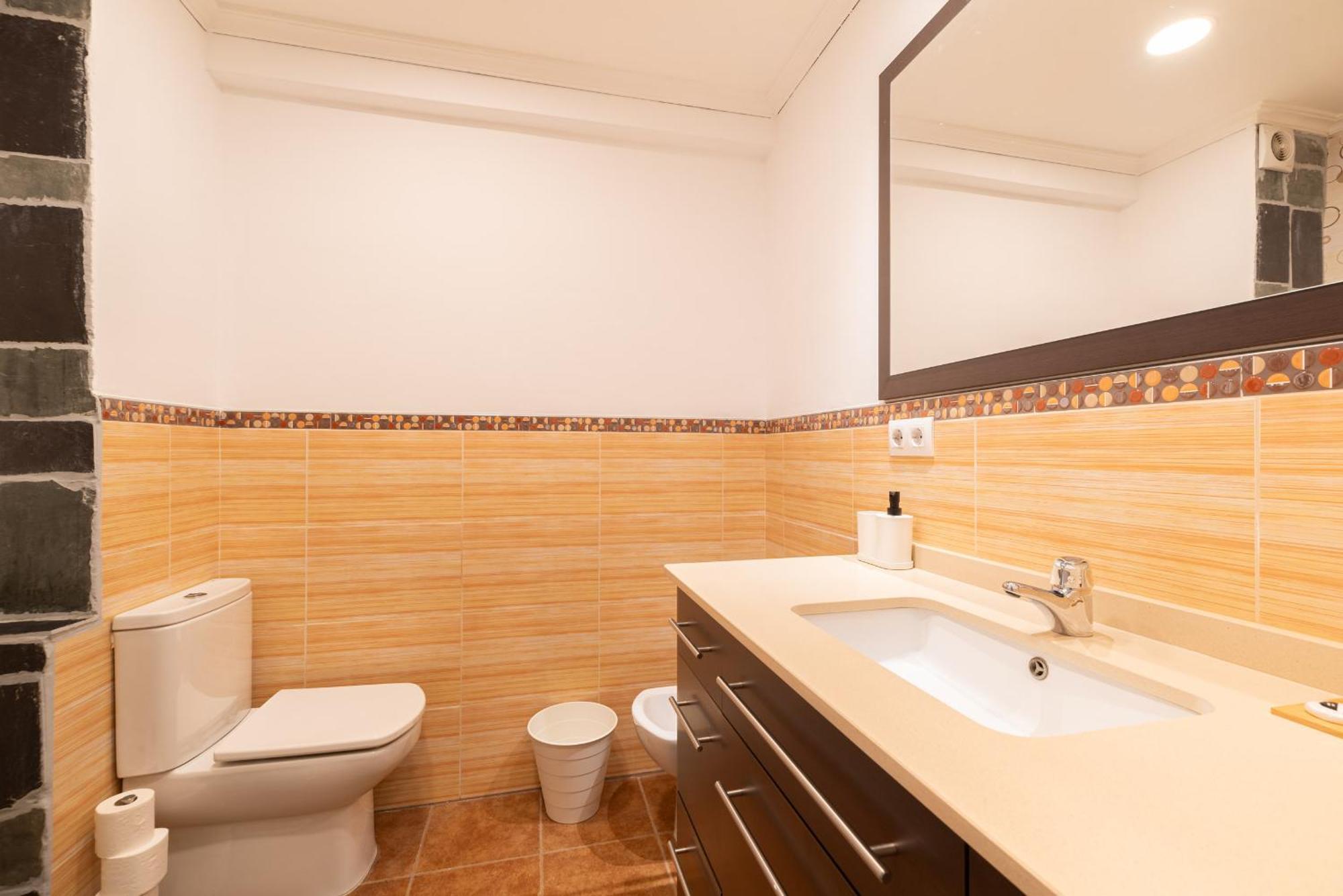 Amplia Vivienda Con Garaje Daire Vigo Dış mekan fotoğraf